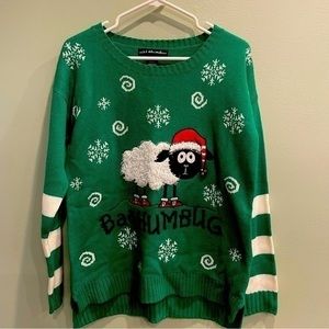 Women’s Ugly Christmas sweater size medium acrylic green Christmas sweater green
